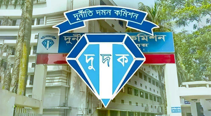 ডিজিএফআই’র সাবেক মহাপরিচালক খালেদ ও স্ত্রীর দেশত্যাগে নিষেধাজ্ঞা